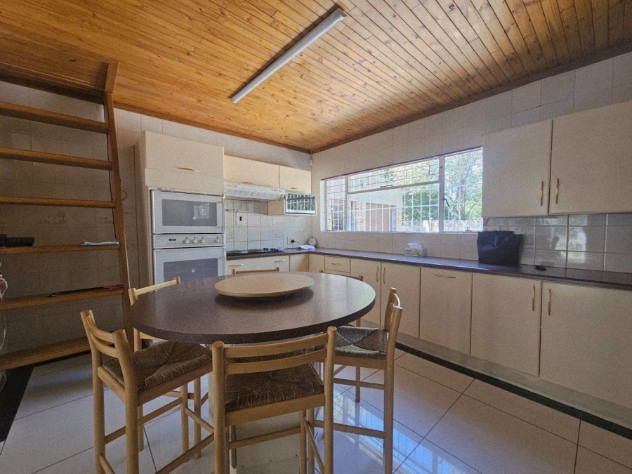 4 Bedroom Property for Sale in Ladybrand Free State